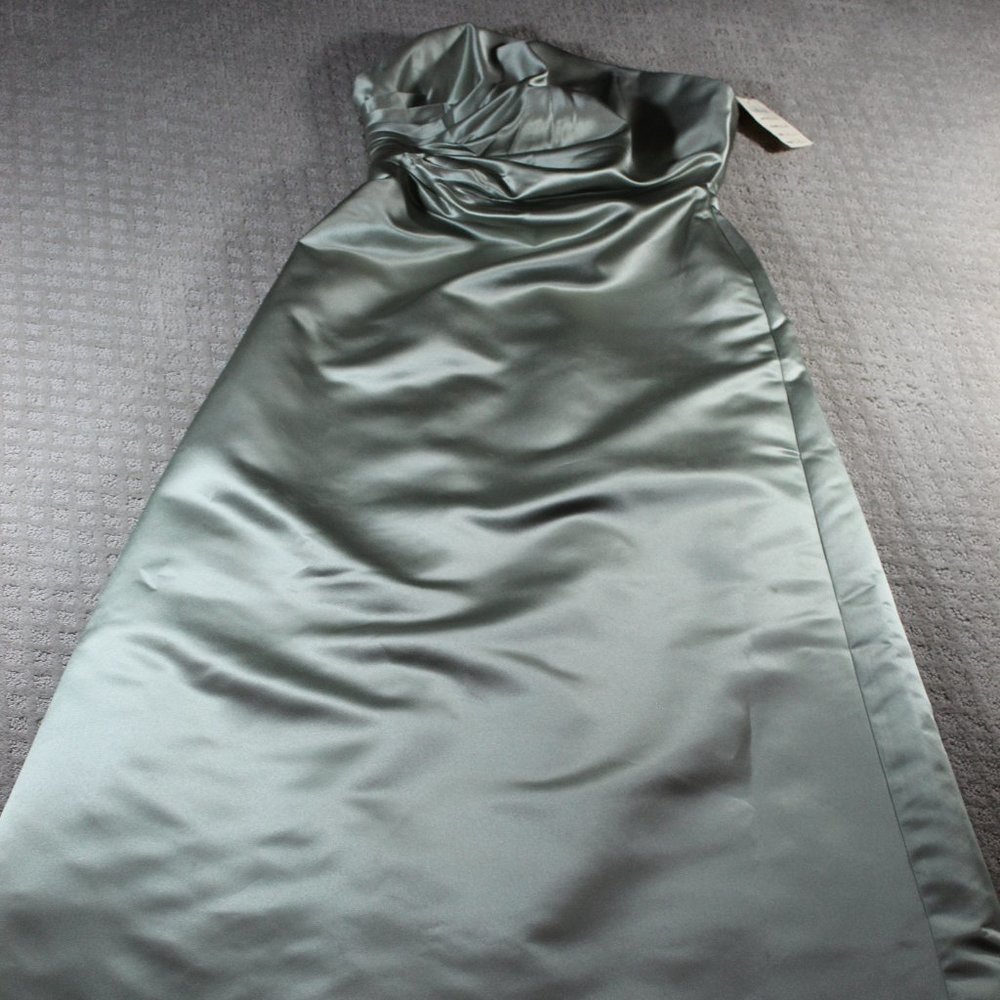 NWT Bill Levkoff Classics Green Formal Dress